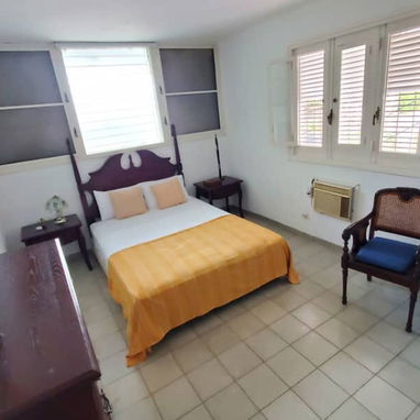 🏠 Casa espaciosa de 3 plantas en Playa - Img 118312960