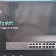 Switch de 24 puertos TP-link NUEVO INTERESADO AL 55666462 - Img 49838008