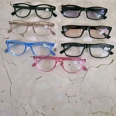 LENTES DE AUMENTO Y ESPEJUELOS GRADUADO - Img 119768423