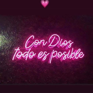 Frases en Neón luminosa - 5/9