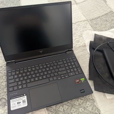 HP Victus 15.6" 144Hz | Ryzen 5-8645HS | 32 DDR5 | 1TB SSD | Nvidea 4050 6GB - Img 123703032