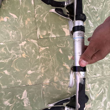 Timón 380mm con Manetas de 9S x 2S, tiene los frenos delanteros también. Doy todo junto en 50 usd. WhatsApp 53368183 - Img 124746438