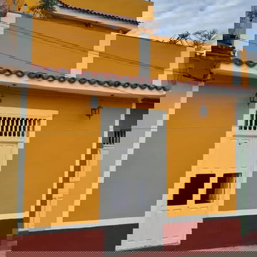 Se rentan 2 habitaciones en el Hostal JORDAN en la zona monumento de Trinidad