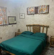 SE RENTA APTO INDEPENDIENTE (two rooms) A DOS CUADRAS DE LA PLAYA DE GUANABO. 58858577. SIN PISCINA - Img main-image-47245890