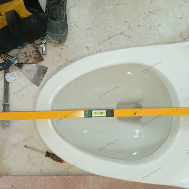 Plomero, plomeria, fontanero. Instalación de tasa sanitaria. - Img 122053161
