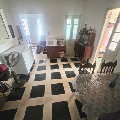 Casa de 4 cuartos en Lawton, Diez de Octubre - 5/10