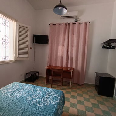 Renta apartamento independiente con entrada para carros de 2 cuartos con 2 baños privados - Img 121027559