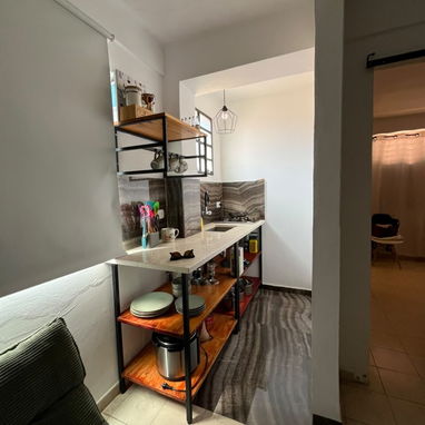 Hermoso apto en el Cerro,limite con plaza - 2/4