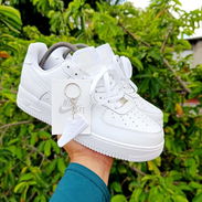 36 al 43  19500  Nike force blancos G5 - Img 56082134