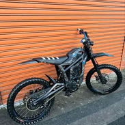 Surron electric dirt bikes redefine off-road - Img 56105940
