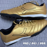 Zapatillas d futbol sala - 30$ usd o al cambio - Img 58177444