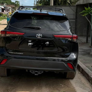 TOYOTA HIGHLANDER 2021 DE 8 PLAZAS — ¡ESPACIO, POTENCIA Y ESTADO DE EXHIBICIÓN! 🔥 - 3/5