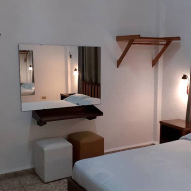 📺 Casa Independiente de 1 Habitación en Siboney, Playa - Respaldo Eléctrico REF 1411 - Img 123096919