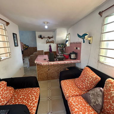 🏡 *2 CASAS EN 1 EN VENTA – MARIANAO* - 9/10