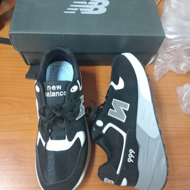 Tenis Negros Blancos Deportivos Unisex Suela Goma Alta VPT# - 6/7