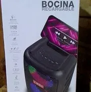 Bocina Bluetooth con sonido envolvente - Img 50586127