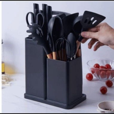 Set de cuchillos y cucharones con su tabla. - Img 116639338