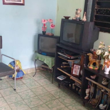 #87- π‘*EN VENTA BIPLANTA GUABABACOA RPTO NARANJO* π*LA PARTE DE ABAJO CONSTA DE:* PORTAL SALA 2/4 1 GRANDE Y OTRO - Img 120674675