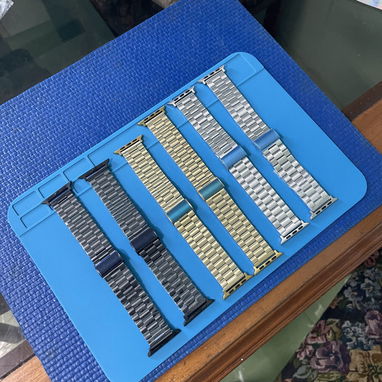 Tengo Manilla de acero eslabón tradicional y protectores para Apple Watch del 44 al 49mm - Img 81344197