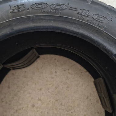 Gomas de moto eléctrica 300x10 de uso 3000 c/u. - Img 125053086