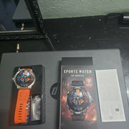 Reloj digital nuevo en su caja - Img 55628175