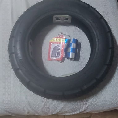 Se vende goma 90/90-10 nueva. - Img 123315703