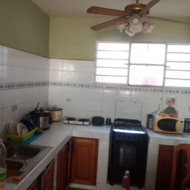 Vendo casa bplanta alto y bajo de 2h reparto poey 12000 - Img 125723512