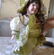 Se vende muñeca de porcelana de adorno - Img 50362252