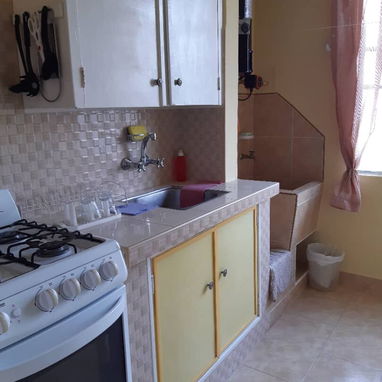 Alquiler de apartamento por tiempo indefinido. Renta de casa por largaas temporadas en la habana. Renta lineal Vedado - Img 112665092