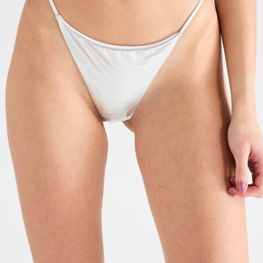Trajes de baño disponibles - 2/10