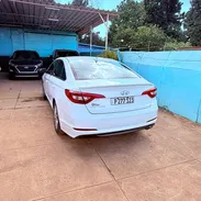 Vendo un negocio Hyundai sonata, 2018, pintura de fábrica - Img 53265609