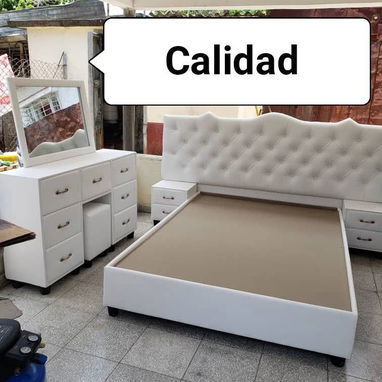 Camas Tapizadas listas para entregar - 6/10