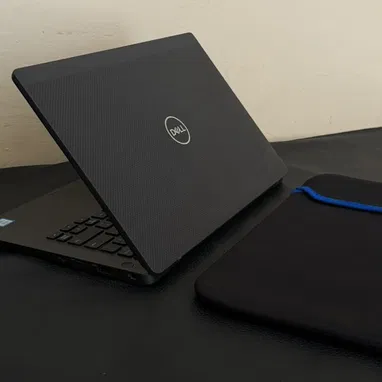290usd Laptop Dell, (Básicamente Nueva) - 2/3