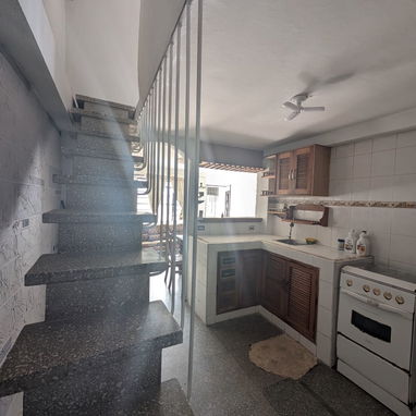 🏡 SE VENDE CASA EN PLAYA | PLACA LIBRE + POSIBILIDAD DE GARAJE Y TERRAZA - 8/10