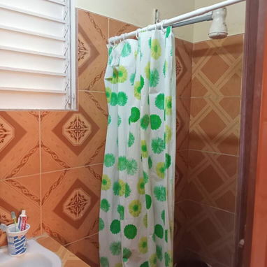Casa 🏡  de 3 plantas en casino deportivo (cerro) (#31) - Img 118458076