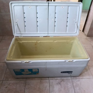 Nevera de playa o para negocio grande marca Rubermeid - Img 126094364