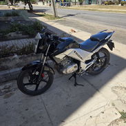 Vendí moto suzuki gn125 cc - Img 56450659