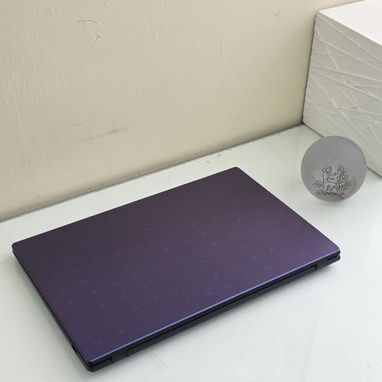 Laptop ASUS VivoBook  (Básicamente Nueva)  Procesador Intel(R) Celeron (R) N4500  Grafica GPU Intel(R) UHD Graphics  4GB - 2/3