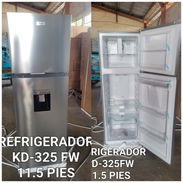Refrigerador marca Nizzato 11.5 pie (Con dispensador) - Img 57189685