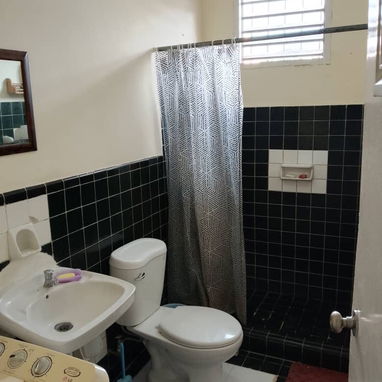 Vendo propiedad en 10 de Octubre - Img 121083192