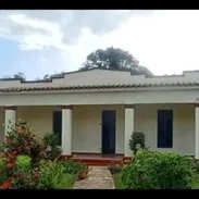 “Chalé/casa de época con más de 1.200 m² en propiedad + finca de 1,5 ha asociada”. en Artemisa - Img 57374241