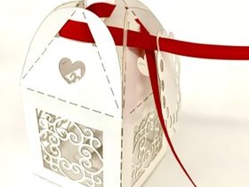 Cajas caladas de diferentes colores para regalos.🎁 - Img 64770653