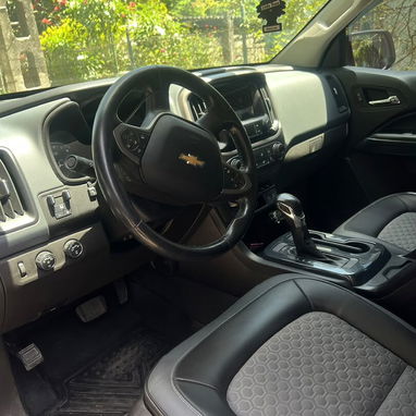 CHEVROLET COLORADO Z-71 - 8/9