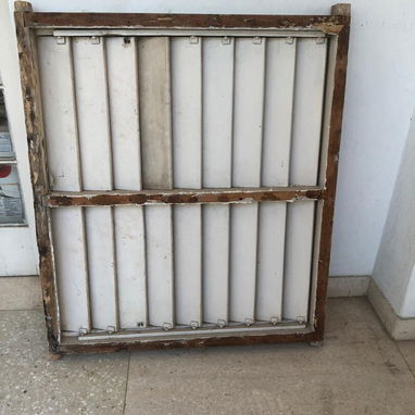 Juego de lavabo y tasa sanitaria y ventana con su reja. Buen precio. - 5/6