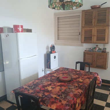 Renta apto en Playa, La Habana (calle 60 esquina 17) - 6/10