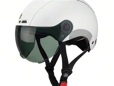 Vendo casco para moto muy bueno y lindo con tomas de aire y regulador de medida! - Img 67014846