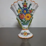 ADORNOS ANTIGUOS Bucaros de porcelana china y de vidrio antiguo. - Img 56886994
