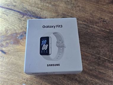 ⌚Galaxy Whatch fit 3 $140usd 📦🆕 - Img main-image