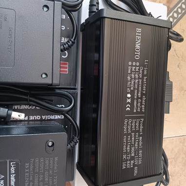 Cargador para su moto electrica todo los amperages solo llame o escriba al WhatsApp para m谩s informaci贸n al WhatsApp - Img 121099012