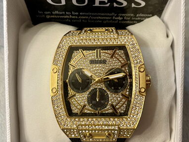 GUESS - Img 64159974